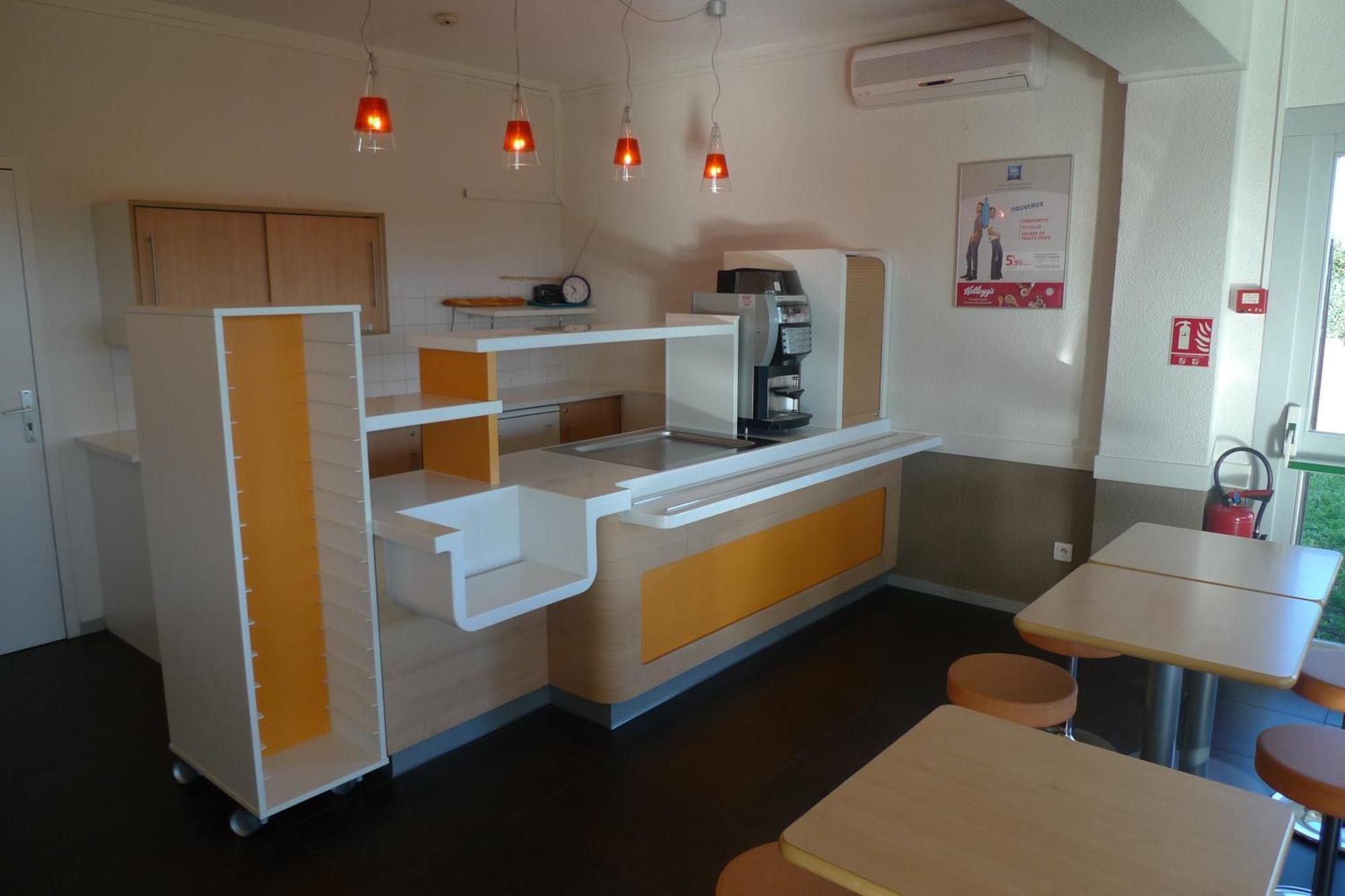 Ibis Budget Narbonne Sud A9/A61 Екстериор снимка